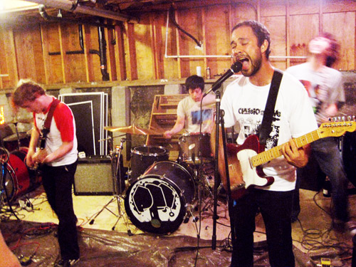 Shinobu @ The Pillowfort